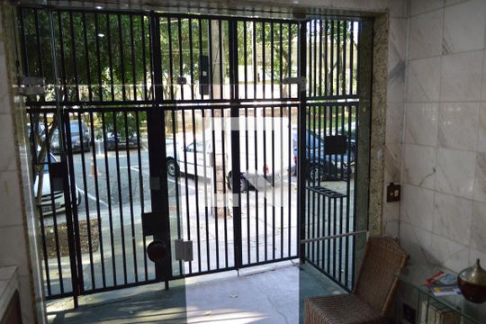 Hall de apartamento para alugar com 2 quartos, 87m² em Sacomã, São Paulo