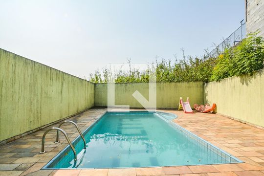 Área comum - Piscina de casa de condomínio à venda com 3 quartos, 157m² em Vila Eldizia, Santo André