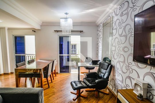 Sala de casa de condomínio à venda com 3 quartos, 157m² em Vila Eldizia, Santo André