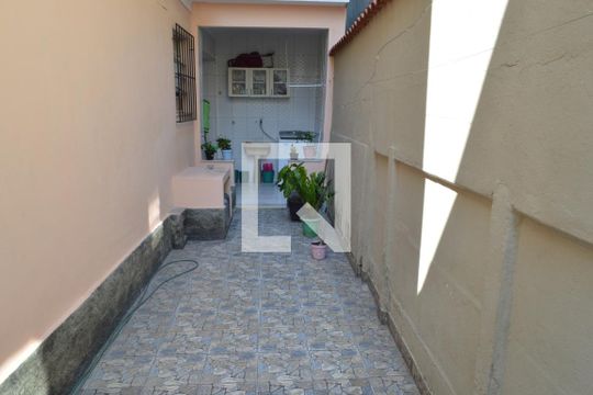 Quintal de casa à venda com 2 quartos, 65m² em Taquara, Rio de Janeiro