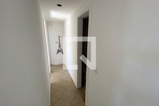 Corredor de apartamento à venda com 3 quartos, 78m² em Riachuelo, Rio de Janeiro