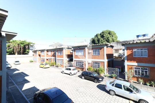 Quarto vista de apartamento para alugar com 2 quartos, 65m² em Encantado, Rio de Janeiro