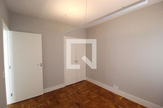 Quarto 2 de apartamento para alugar com 2 quartos, 94m² em Itaim Bibi, São Paulo