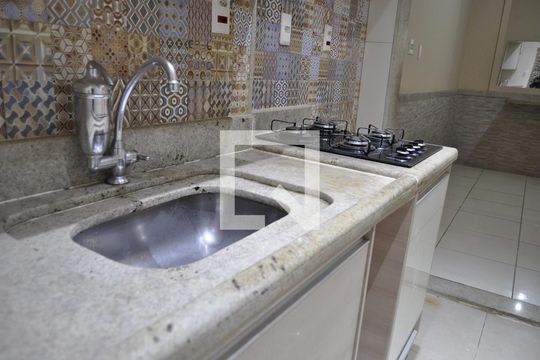Cozinha de casa para alugar com 1 quarto, 60m² em Pilares, Rio de Janeiro
