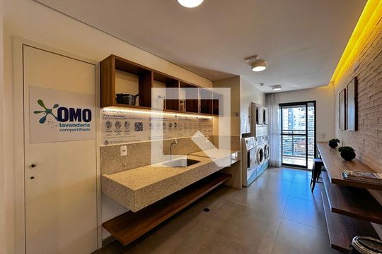 Lavanderia de kitnet/studio à venda com 1 quarto, 40m² em Jardim das Acácias, São Paulo
