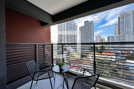 Sacada de kitnet/studio à venda com 1 quarto, 40m² em Jardim das Acácias, São Paulo