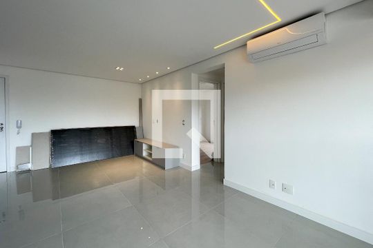 Sala de apartamento à venda com 2 quartos, 52m² em Jardim do Mar, São Bernardo do Campo