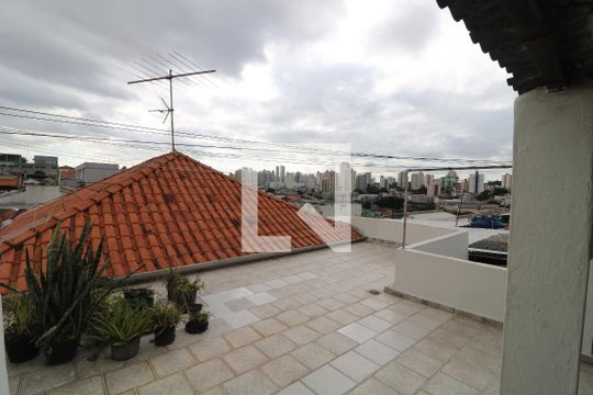 Área externa de casa à venda com 2 quartos, 200m² em Chácara Mafalda, São Paulo