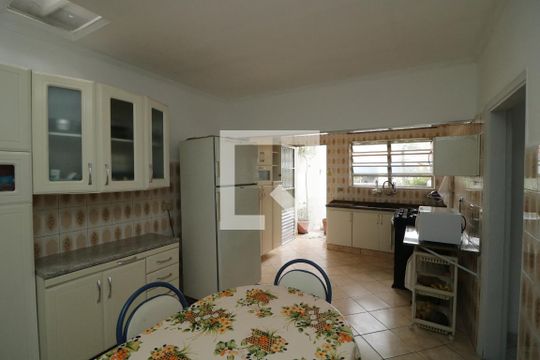 Cozinha de casa à venda com 2 quartos, 200m² em Chácara Mafalda, São Paulo