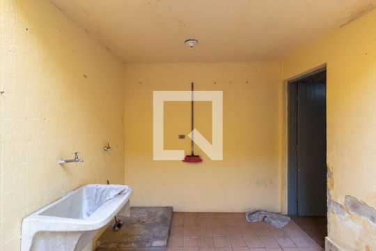 Área de Serviço/quintal de casa para alugar com 3 quartos, 140m² em Americanópolis, São Paulo