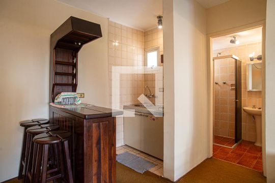 Cozinha de apartamento para alugar com 1 quarto, 39m² em Jardim Paulista, São Paulo
