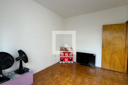 Quarto 1 de casa para alugar com 4 quartos, 400m² em Jardim Iracema/aldeia, Barueri