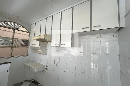 Cozinha de apartamento para alugar com 1 quarto, 50m² em Cachambi, Rio de Janeiro