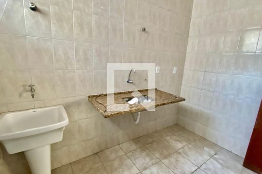 Cozinha de apartamento à venda com 2 quartos, 70m² em Nova Granada, Belo Horizonte