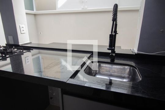 Cozinha - Torneira de casa de condomínio à venda com 2 quartos, 60m² em Jardim Felicidade (zona Oeste), São Paulo