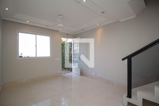 Casa de Condomínio à venda com 2 quartos, 60m² em Jardim Felicidade (zona Oeste), São Paulo