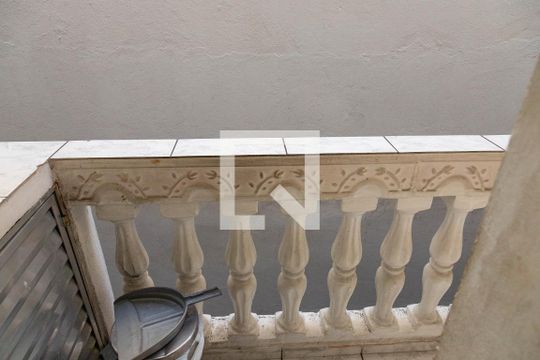 Varanda da cozinha de casa à venda com 2 quartos, 140m² em Taboão, Diadema