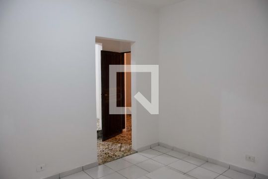 Quarto de casa para alugar com 1 quarto, 42m² em Cipava, Osasco