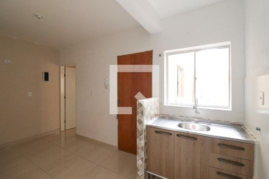 Casa para alugar com 2 quartos, 47m² em Parque Peruche, São Paulo
