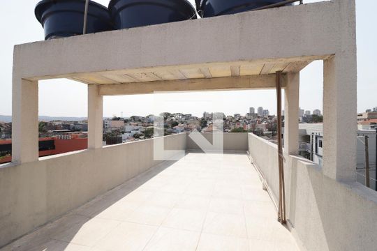 Comum de casa para alugar com 2 quartos, 47m² em Parque Peruche, São Paulo