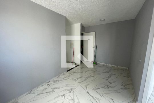 Apartamento para alugar com 2 quartos, 42m² em Jardim Gilda Maria, São Paulo