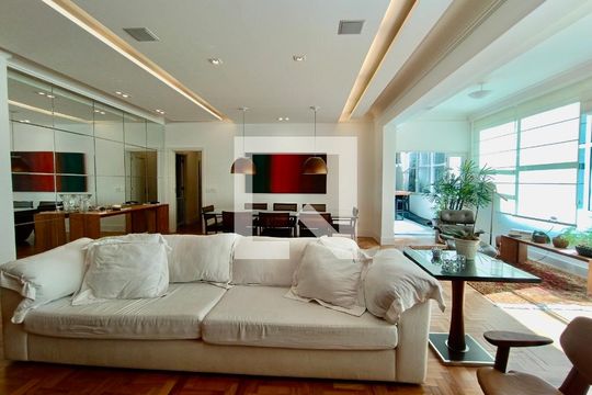 Sala  de apartamento à venda com 4 quartos, 190m² em Copacabana, Rio de Janeiro