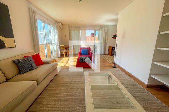 Sala de TV de apartamento para alugar com 2 quartos, 184m² em Cerqueira César, São Paulo