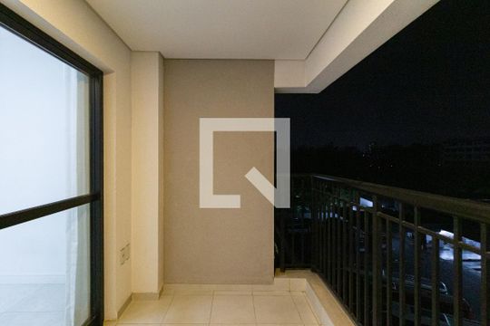 Sacada de apartamento à venda com 2 quartos, 62m² em Icontinental, Osasco