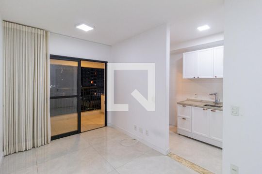 Apartamento à venda com 2 quartos, 62m² em Icontinental, Osasco