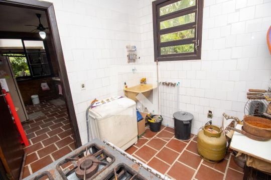 Área de Serviço de casa de condomínio para alugar com 3 quartos, 350m² em Jacarepaguá, Rio de Janeiro