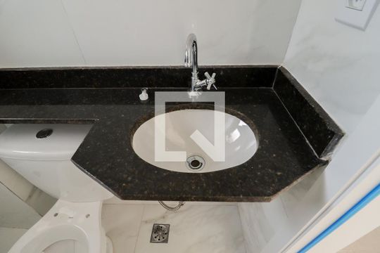 Banheiro de apartamento à venda com 1 quarto, 33m² em Vila Pauliceia, São Paulo