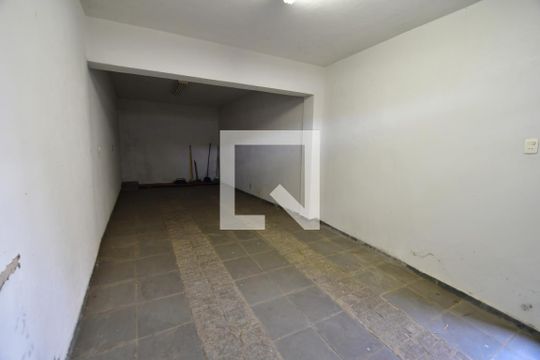Garagem de casa à venda com 2 quartos, 120m² em Ponte Preta, Campinas