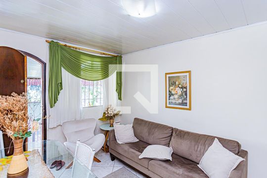Casa à venda com 6 quartos, 450m² em Vila Portuguesa, São Paulo