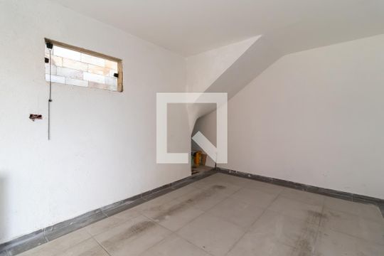 Garagem de casa à venda com 2 quartos, 109m² em Tucuruvi, São Paulo