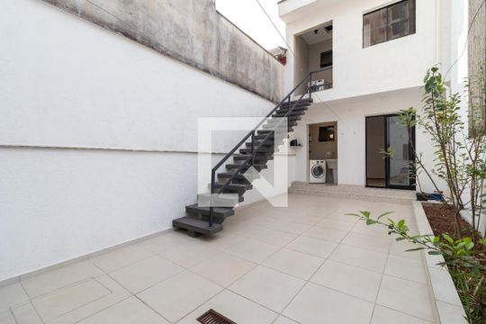 Quintal de casa à venda com 2 quartos, 109m² em Tucuruvi, São Paulo