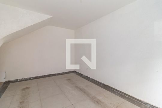 Garagem de casa à venda com 2 quartos, 109m² em Tucuruvi, São Paulo