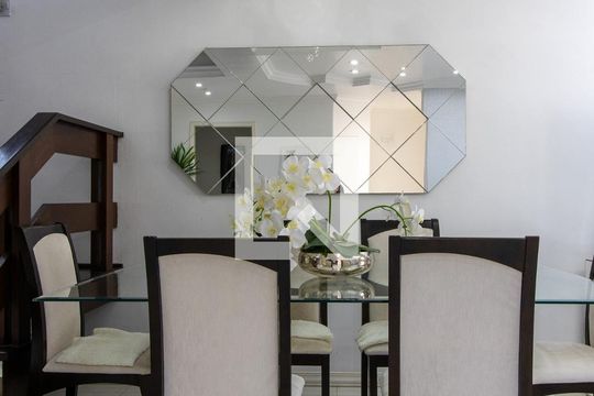 Sala de casa à venda com 4 quartos, 311m² em Jardim Itu, Porto Alegre