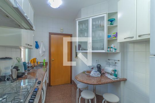 Cozinha de apartamento à venda com 4 quartos, 245m² em Colégio Batista, Belo Horizonte