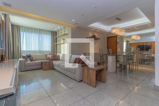 Apartamento à venda com 4 quartos, 245m² em Colégio Batista, Belo Horizonte