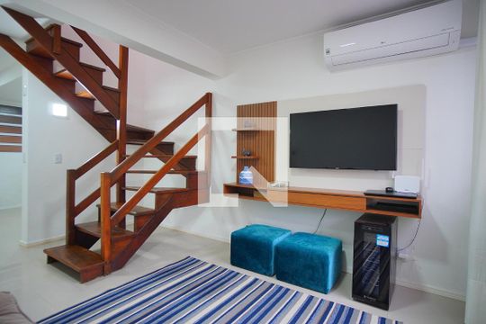 Sala de casa à venda com 2 quartos, 72m² em Sarandi, Porto Alegre