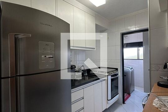 Cozinha de apartamento à venda com 2 quartos, 58m² em Jardim Bonfiglioli, São Paulo