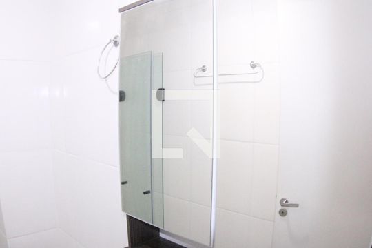 Banheiro de apartamento à venda com 1 quarto, 34m² em Vila Prudente, São Paulo