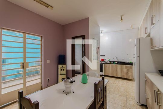 Cozinha de casa à venda com 3 quartos, 270m² em Cambuci, São Paulo