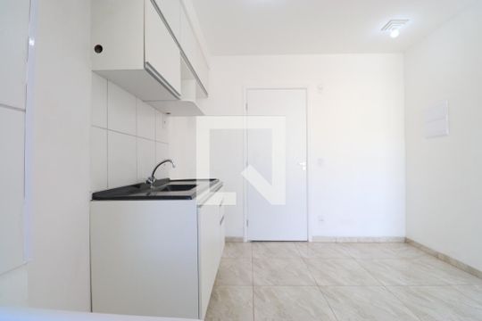 Cozinha de apartamento à venda com 2 quartos, 37m² em Água Branca, São Paulo