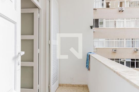 Varanda do Quarto 4 de apartamento para alugar com 4 quartos, 310m² em Leme, Rio de Janeiro