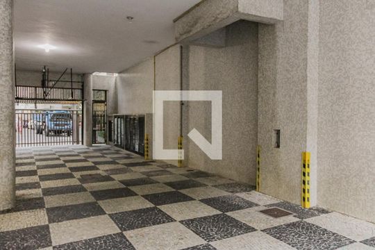 Garagem de apartamento para alugar com 4 quartos, 310m² em Leme, Rio de Janeiro