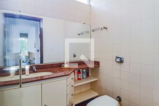Lavabo de casa de condomínio à venda com 4 quartos, 560m² em Cidade São Francisco, São Paulo