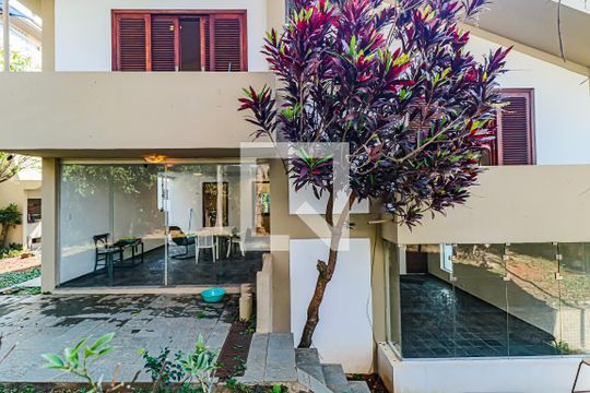 Jardim de casa de condomínio à venda com 4 quartos, 560m² em Cidade São Francisco, São Paulo