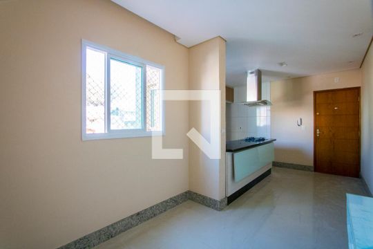 Sala de apartamento para alugar com 2 quartos, 100m² em Vila Guaraciaba, Santo André