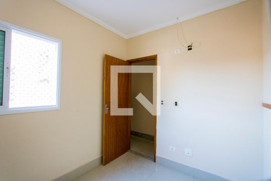 Quarto 2 de apartamento para alugar com 2 quartos, 100m² em Vila Guaraciaba, Santo André